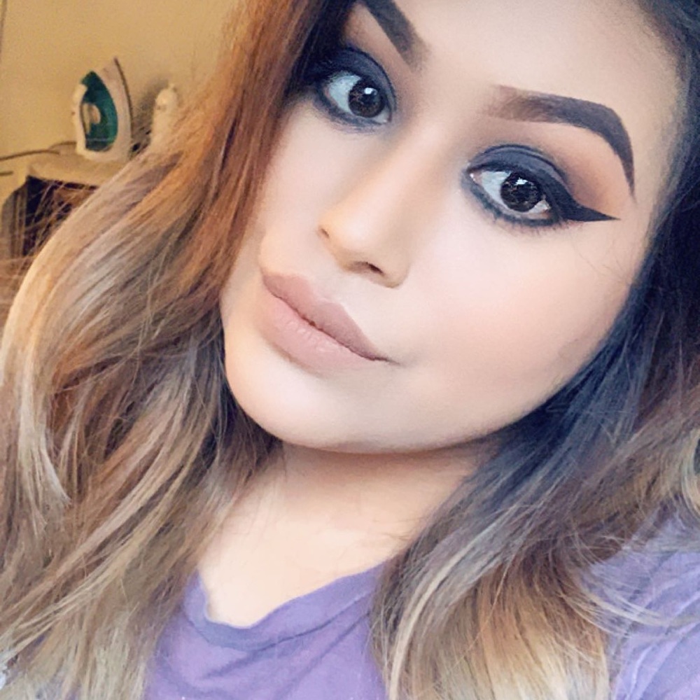 Meet your Posher, Alexandra